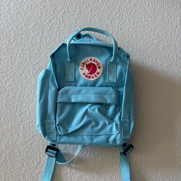 Fjallraven Kanken Mini Backpack - Picture 1 of 11